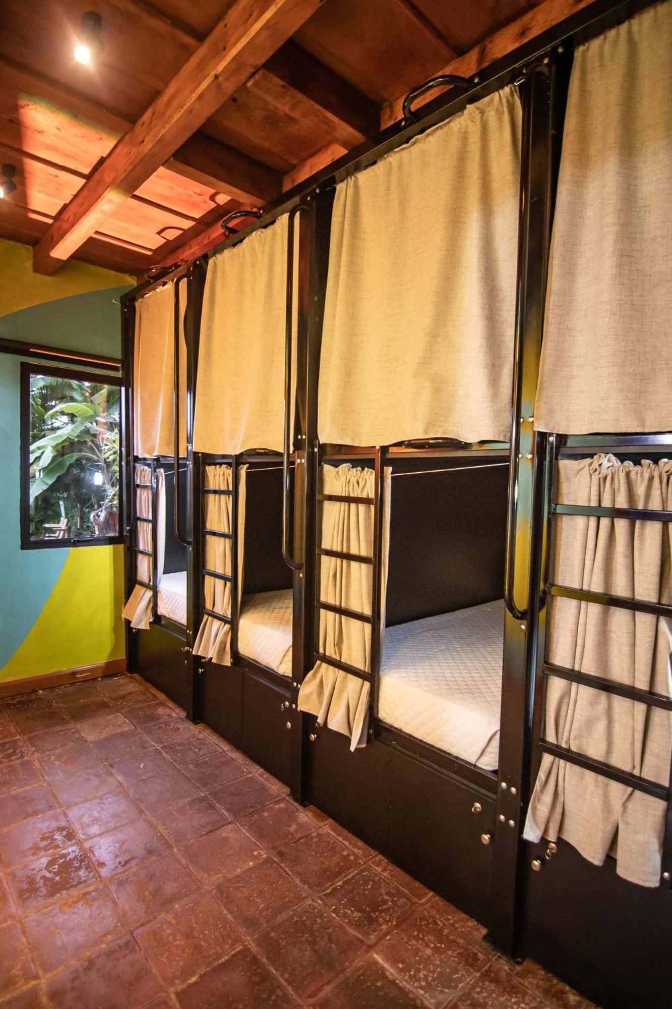 Yes Please! Hostel Antigua Esterno foto